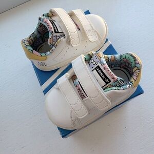 Adidas Kids Toddler Stan Smith White Sneakers with Colorful Pattern